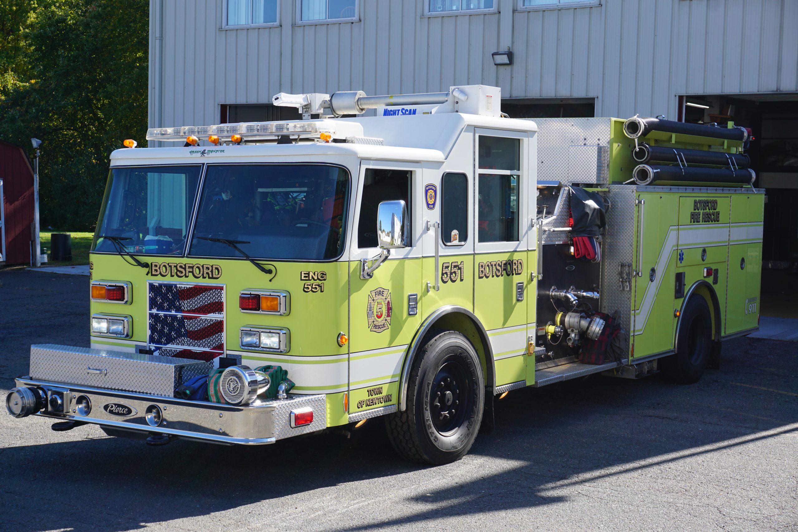 Engine 551